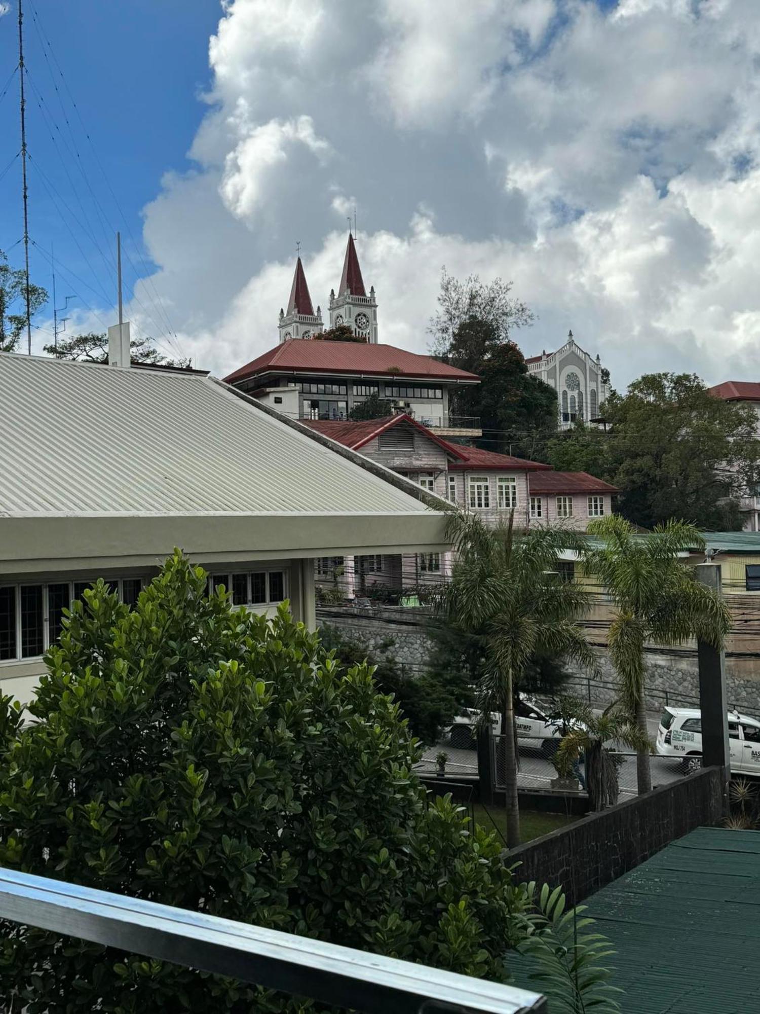 Susana'S Baguio Condotel Baguio City Dış mekan fotoğraf